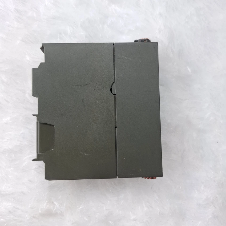 SIEMENS SIMATIC S7 6ES7 322-1BL00-0AA0 E-Stand : 02 6ES73221BL000AA0